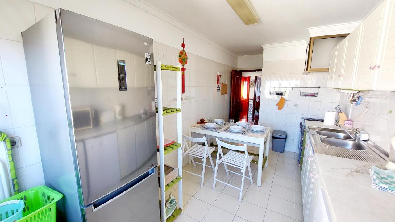Apartamento Enjoy Lisbon Cascais Sintra 1200 Metres To Metro Blue Line Sintra Rail Line Free Parking Amadora Exterior foto